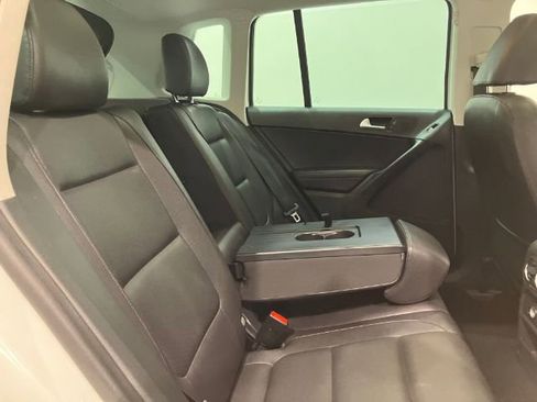 Used 2017 Volkswagen Tiguan Wolfsburg Edition image 38