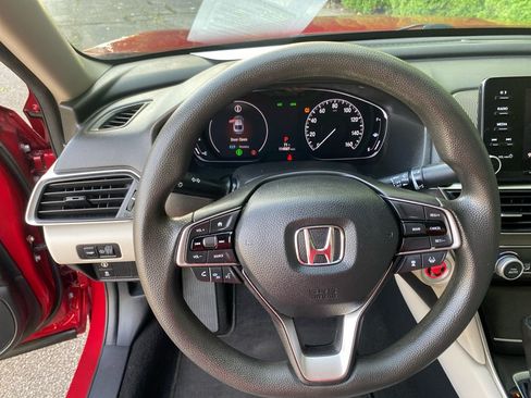 Used 2018 Honda Accord LX image 11