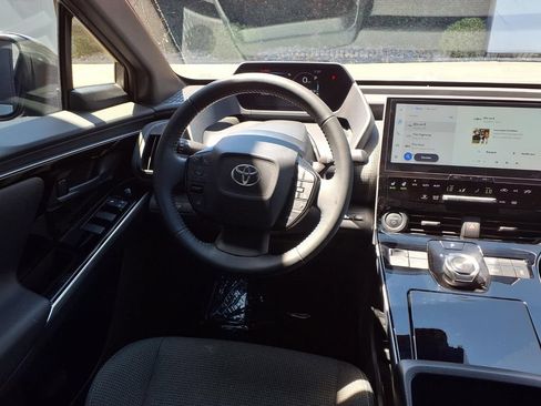 Used 2025 Toyota bZ4X FWD w/ Weather Package image 23
