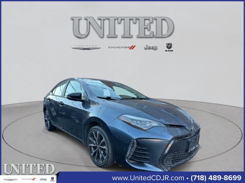 Used 2018 Toyota Corolla SE image 1
