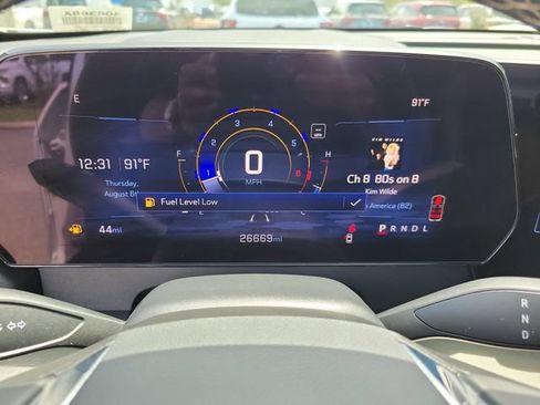 Certified 2025 Chevrolet Traverse LT w/ Sun and Wheel Package FWD image 31