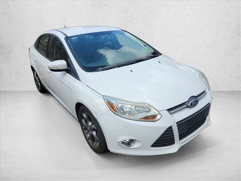 Used 2013 Ford Focus SE FWD image 14