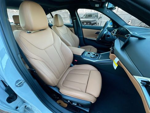 New 2026 BMW 330i Sedan w/ Convenience Package image 23