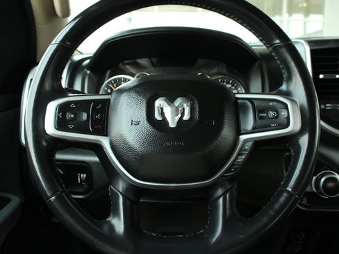 Used 2020 RAM 1500 Big Horn AWD/4WD image 25
