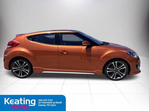 Used 2016 Hyundai Veloster Turbo w/ Option Group 04 FWD image 5
