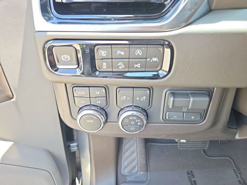 New 2026 GMC Yukon XL Elevation w/ Elevation Premium Package AWD/4WD image 25