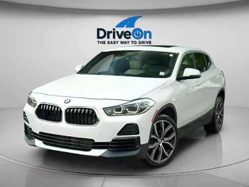 Used 2022 BMW X2 xDrive28i w/ Convenience Package image 2