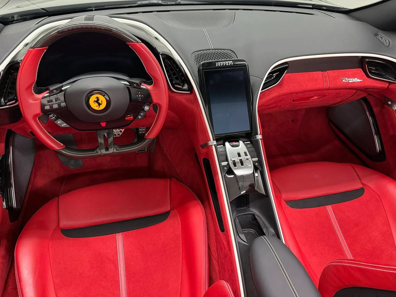 Used 2025 Ferrari Roma Spider RWD image 8