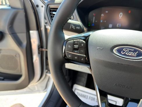 Used 2025 Ford Escape SE FWD image 39
