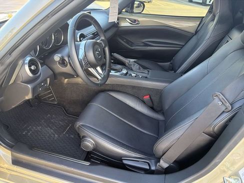 Used 2024 MAZDA MX-5 Miata RF Grand Touring RWD image 23