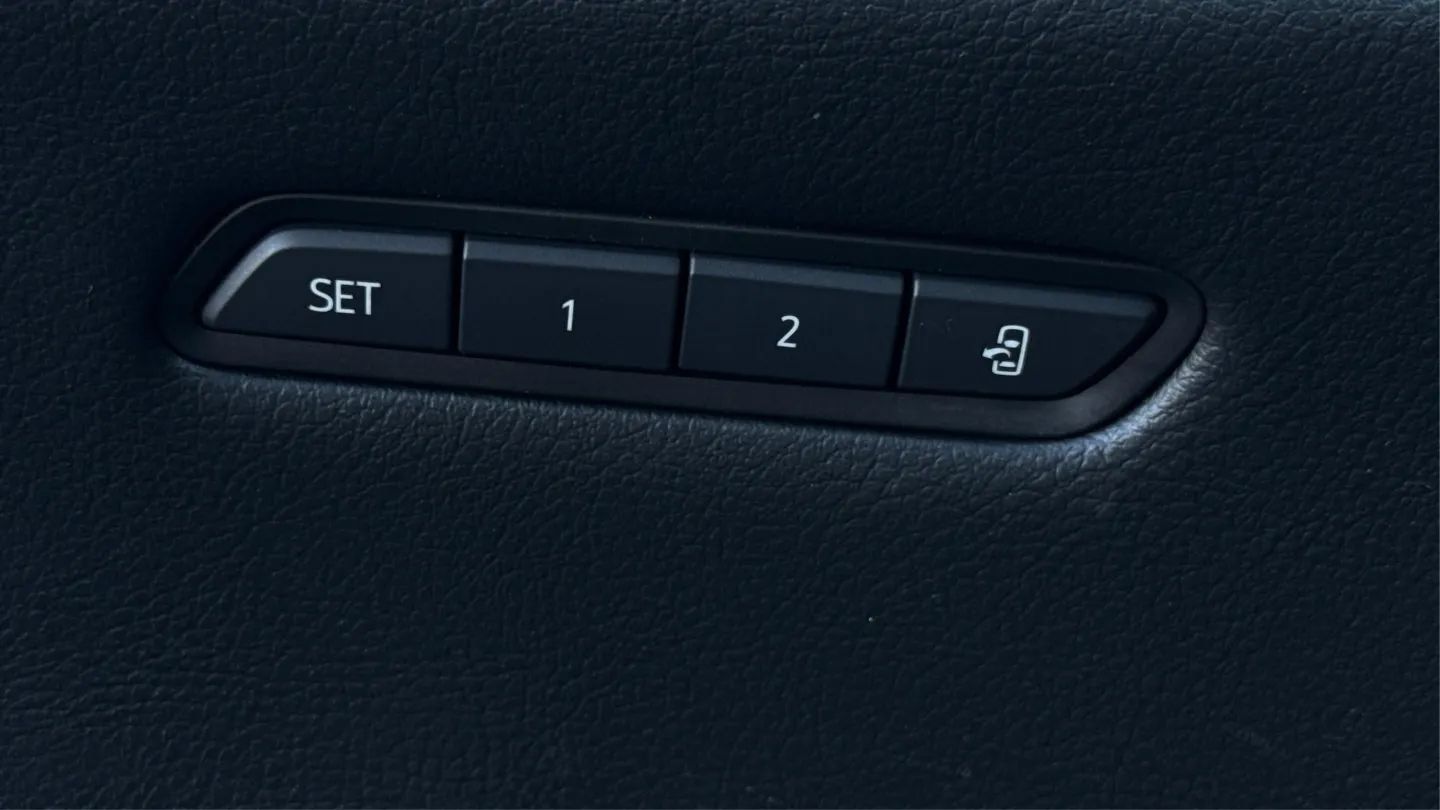 Used 2023 Cadillac XT5 Premium Luxury AWD/4WD image 32