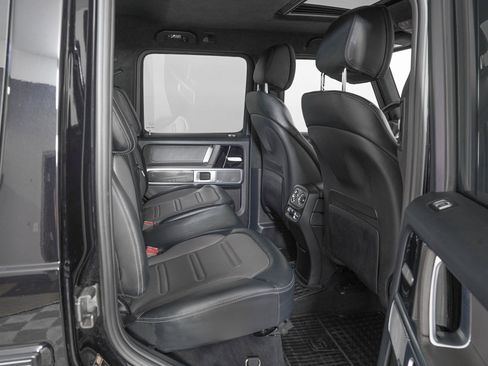 Used 2022 Mercedes-Benz G 550 image 10