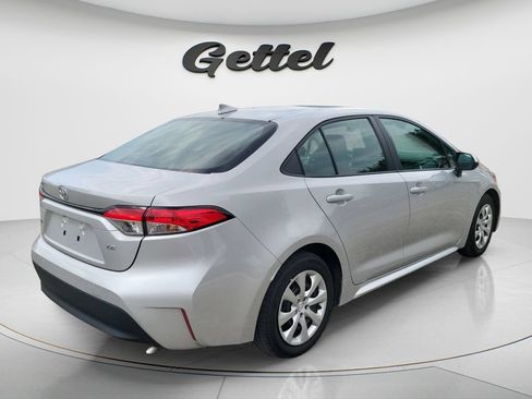 Used 2025 Toyota Corolla LE FWD image 3