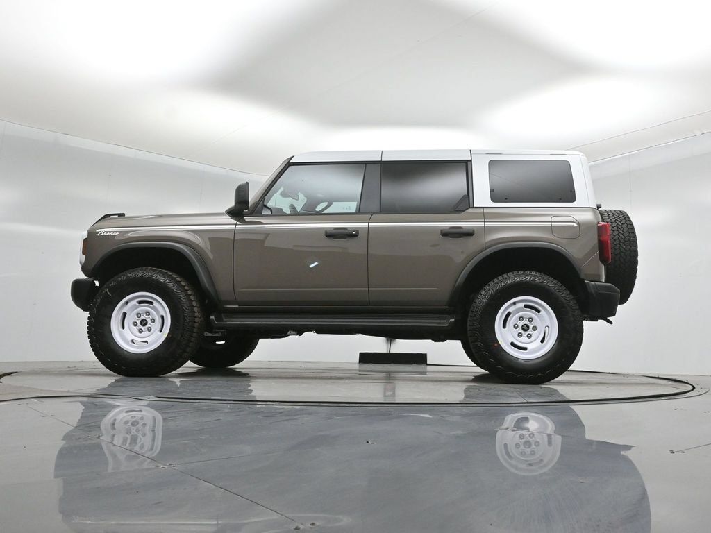 Certified 2026 Ford Bronco Heritage Edition AWD/4WD image 51
