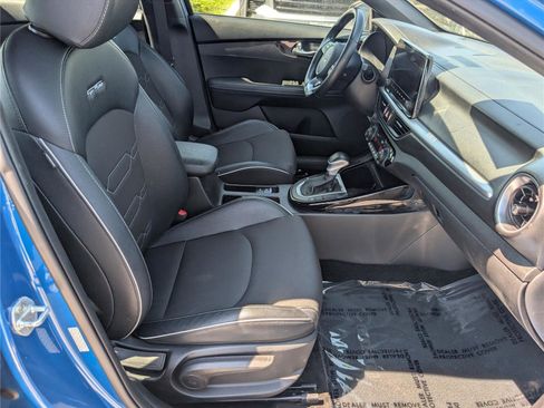 Used 2022 Kia Forte GT-Line w/ GT-Line Technology Package FWD image 10