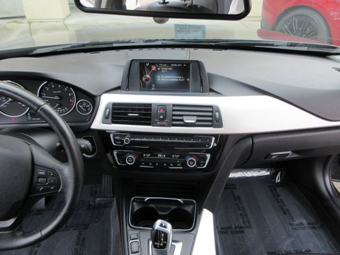 Used 2016 BMW 320i Sedan image 41
