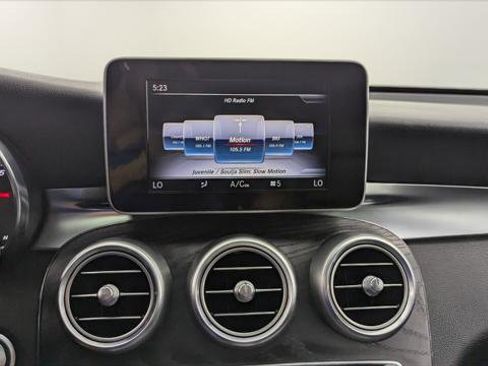 Used 2018 Mercedes-Benz GLC 300 image 28