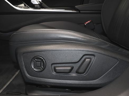 Used 2022 Audi A6 Premium Plus w/ Premium Plus Package image 20