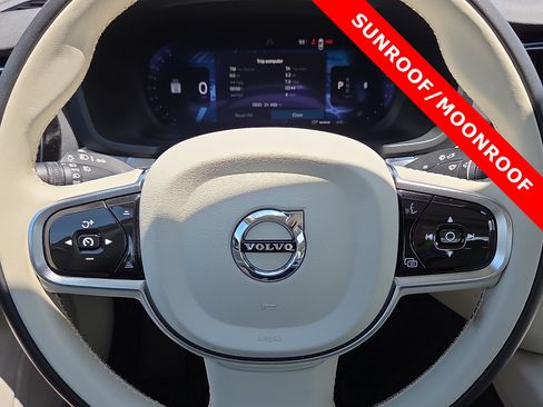 Used 2024 Volvo S60 B5 Plus FWD image 24