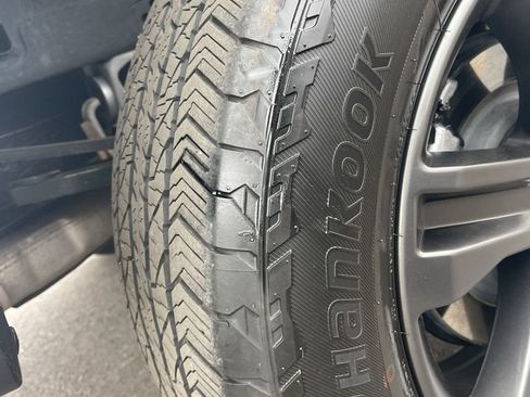 Used 2022 Ford F150 Lariat image 35