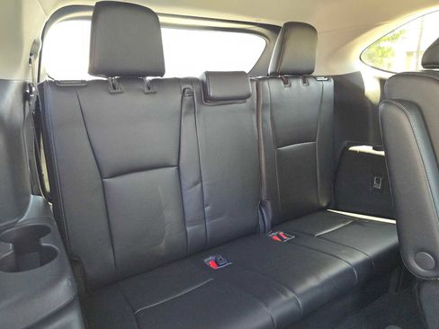 Used 2022 Toyota Highlander Limited FWD image 13