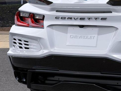 New 2025 Chevrolet Corvette E-Ray w/ Stealth Interior Trim Package image 37