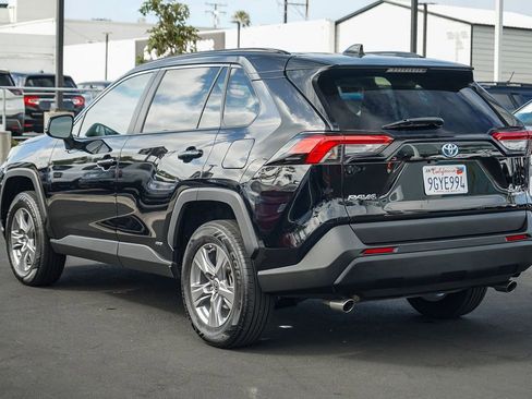 Used 2023 Toyota RAV4 LE image 7