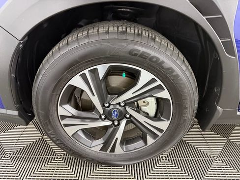 Used 2024 Subaru Crosstrek 2.0i Premium image 11