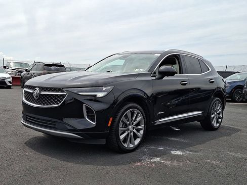 Used 2021 Buick Envision Avenir w/ Technology Package II image 3