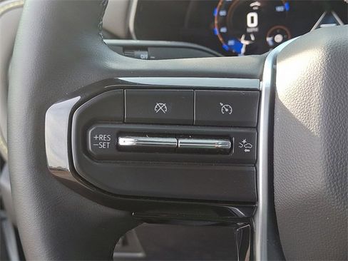 Certified 2025 Chevrolet Colorado ZR2 w/ Technology Package image 24