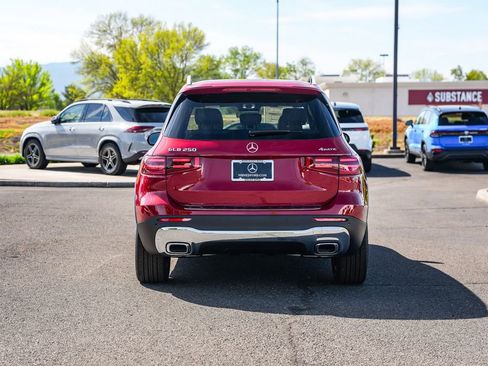 New 2026 Mercedes-Benz GLB 250 4MATIC image 9