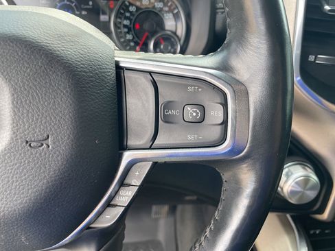 Used 2019 RAM 1500 Laramie AWD/4WD image 15