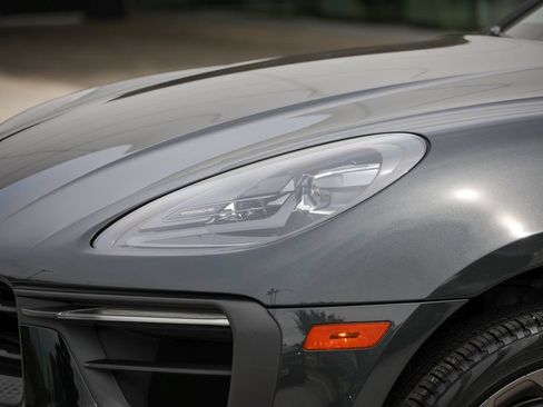 Certified 2025 Porsche Macan GTS AWD/4WD image 15