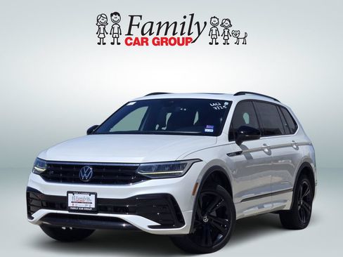 Used 2023 Volkswagen Tiguan SE R-Line FWD image 1