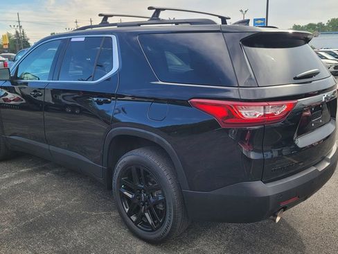 Used 2021 Chevrolet Traverse LT w/ LPO, Blackout Package AWD/4WD image 4