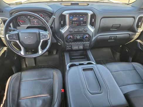 Used 2020 Chevrolet Silverado 1500 LT Trail Boss AWD/4WD image 9