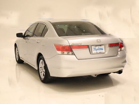 Used 2011 Honda Accord LX-P image 7
