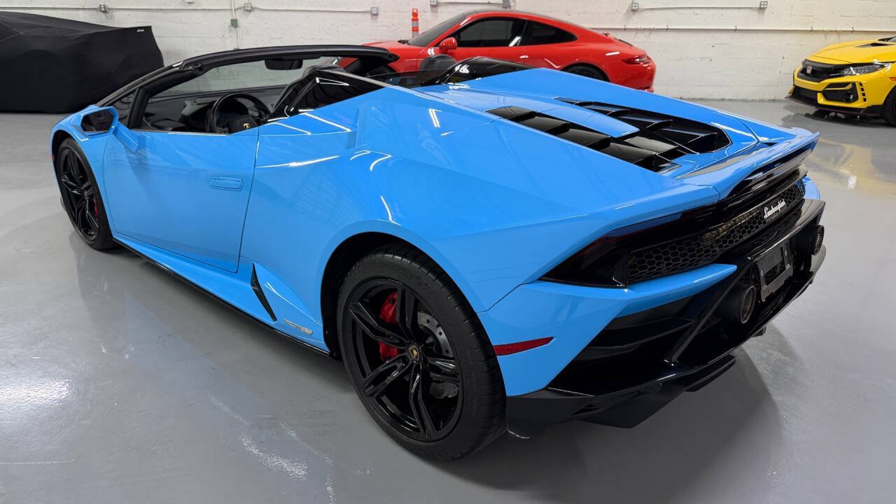 Used 2020 Lamborghini Huracan EVO RWD image 23