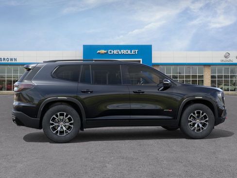 New 2026 GMC Acadia AT4 w/ LPO, Floor Liner Package AWD/4WD image 5