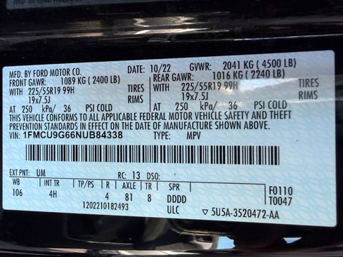 Used 2022 Ford Escape SE w/ SE Sport Appearance Package AWD/4WD image 49