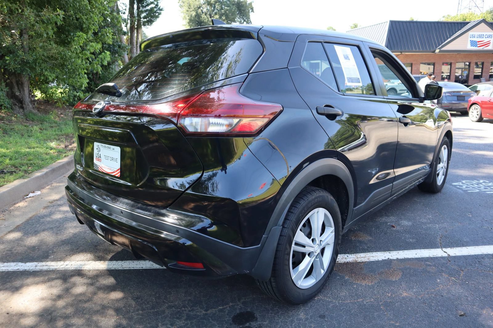 Used 2022 Nissan Kicks S FWD image 6