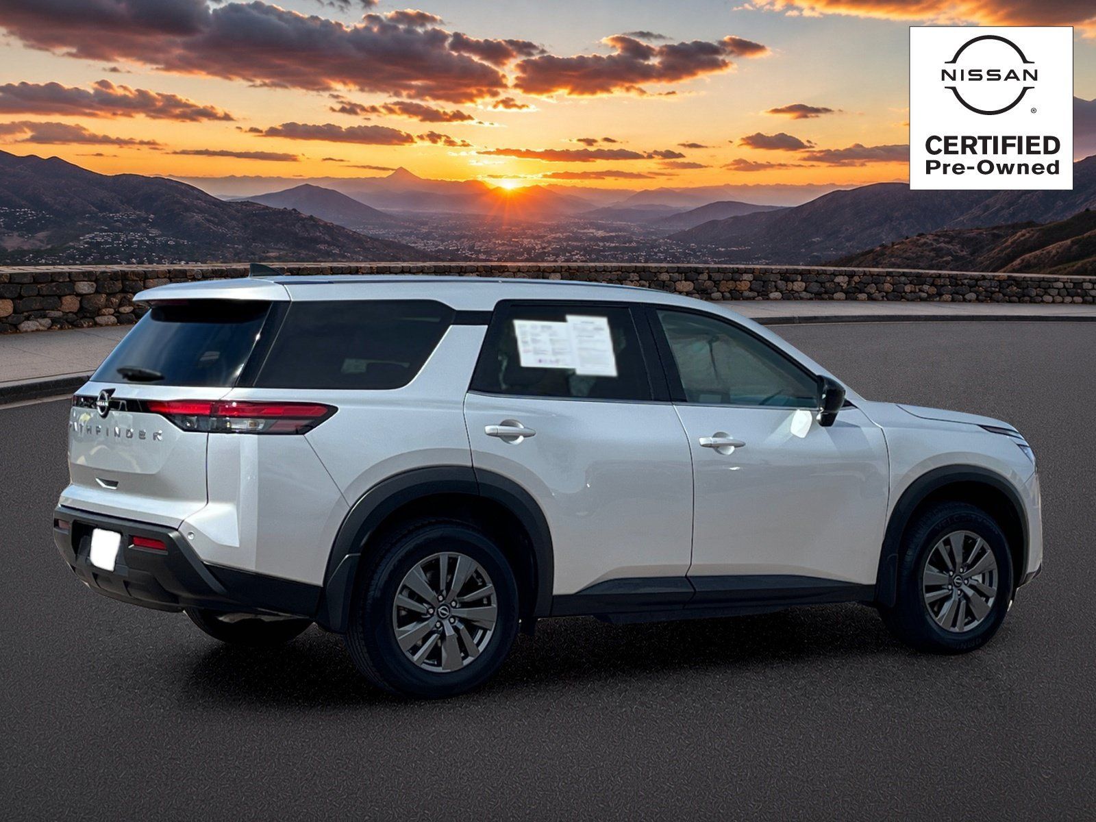 Certified 2025 Nissan Pathfinder S FWD image 5