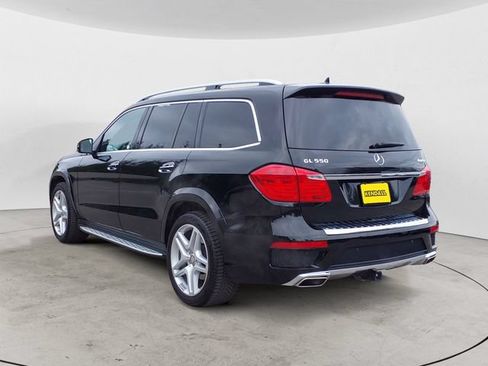 Used 2016 Mercedes-Benz GL 550 4MATIC image 7