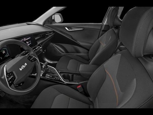 New 2025 Kia Niro LX image 44