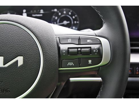 Certified 2023 Kia Sportage SX FWD image 16