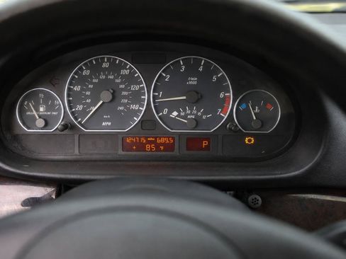 Used 2002 BMW 330Ci Convertible RWD image 26