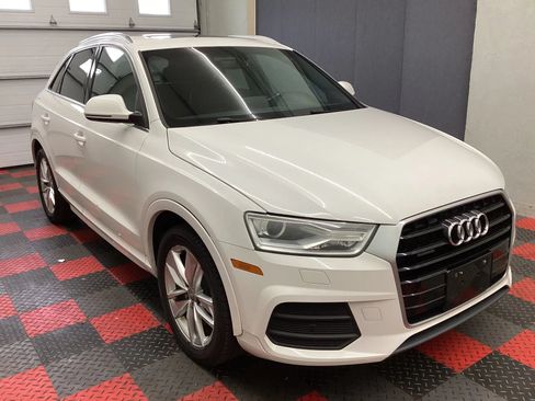 Used 2016 Audi Q3 2.0T Premium Plus AWD/4WD image 2