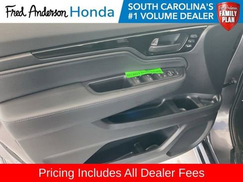 New 2026 Honda Odyssey Touring image 5