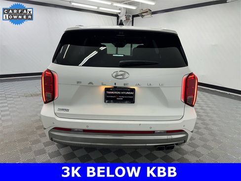 Used 2023 Hyundai Palisade Calligraphy image 4