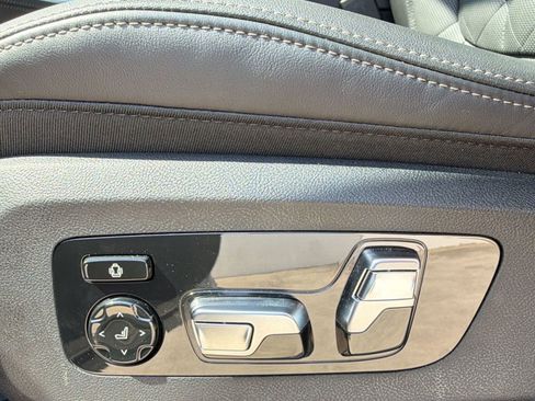 Used 2026 BMW X5 M60i AWD/4WD image 13